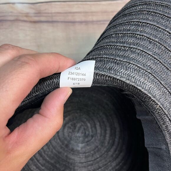 Vacay all day hat! Black. one size. - Picture 4 of 7